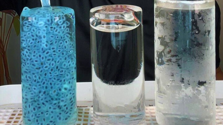 Infuse chia seeds into a hollow ice cup! Enjoy the crisp, satisfying crunch and immerse yourself in 