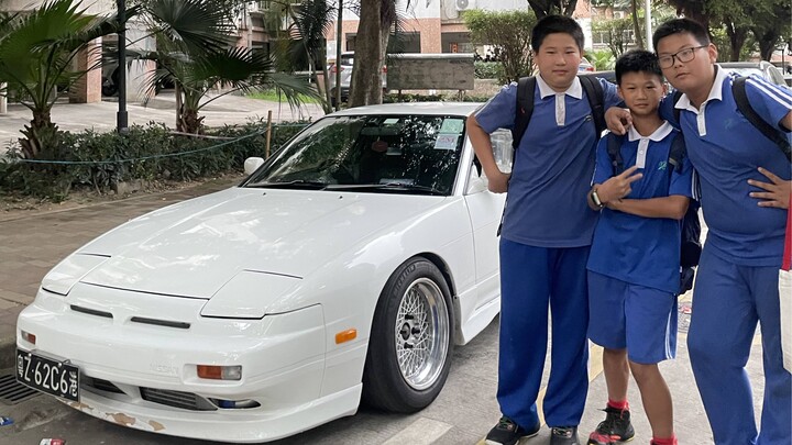 Driving a vintage sports car and picking up a whole carload of young kids feels like seeing my young