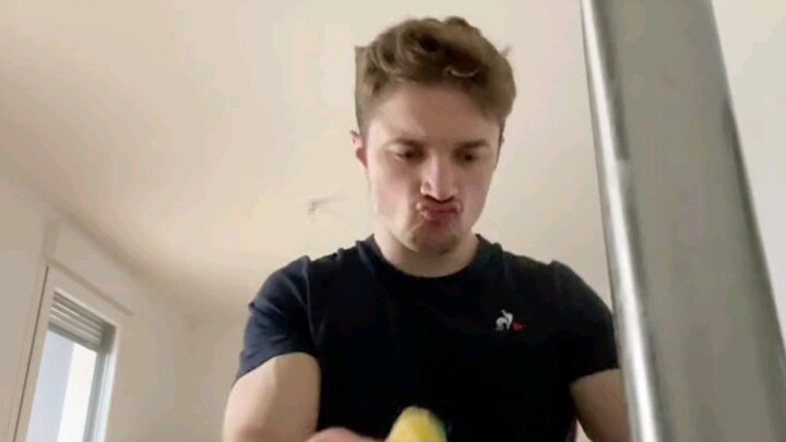 When Your Girlfriend/Wife Is a Fighting Fitness Enthusiast