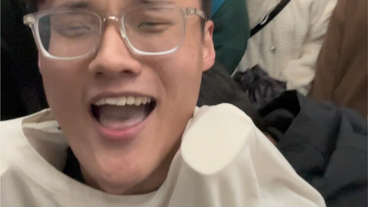 การได้พบพวกคุณนี่มันเจ๋งสุดๆ!