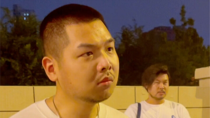 Aku marah sama kamu karena cuma kamu yang bisa ngasihin aku!