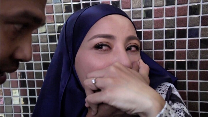 Perempuan Tepi Jalan (E11) 🧕🏻