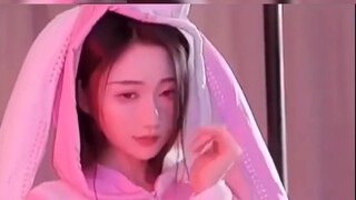 Bad Kongkong COS Angela ชอบกางเกงรัดรูปตัวนี้มั้ย ?