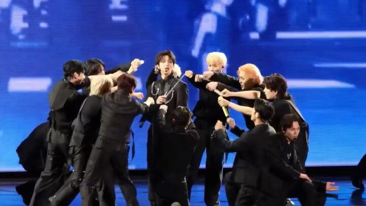 I’ve watched this final segment over and over again… (On such a challenging stage, each of our seven