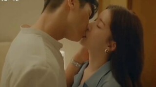 [High Sweet Kissing Scene] Too good to play, kiss on sofa, wall, any fun place!