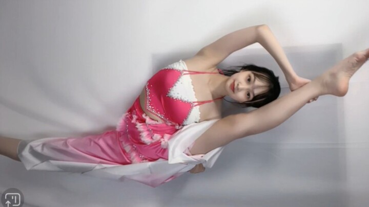 Don't Eat Grapes: The Young Lady Splits