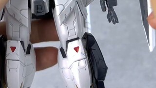 [รีวิว Model Play] Taipan 8803 DX Gundam ถูกพิมพ์ซ้ำ ถ้าปรับเอวแบบนี้คงจะดี!