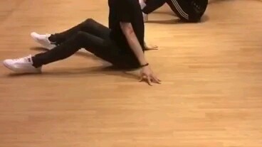 I’m in tears! I finally saw this behind-the-scenes clip of the NPC “I Need a Doctor” practice room s