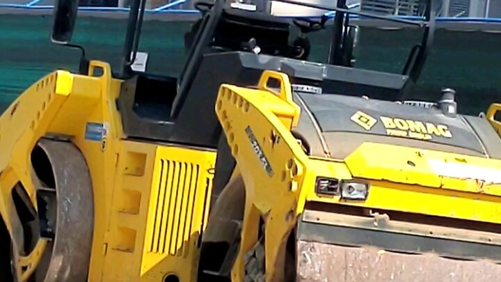 This is……! Mr. Dio’s steamroller!