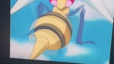 Dodge and shake, but it's Bulbasaur!