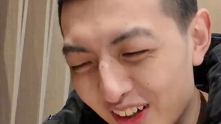 Tuyệt, là Ayase Momo đây, chúng ta được cứu rồi!