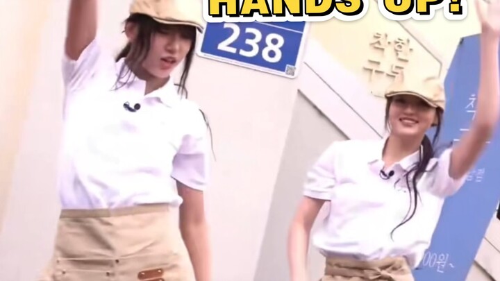 Bài hát này phải quảng bá kiểu này sao, GIƠ TAY LÊN🙌🏻