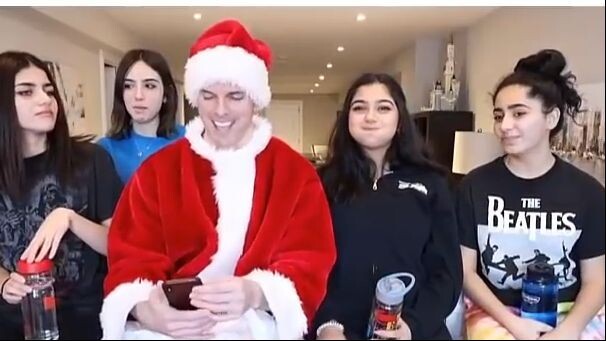 Tổng hợp những tình huống cười ra nước mắt #120