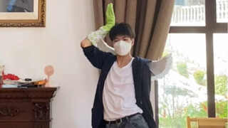 تشون جوو مي - رقصة صبيانية لـ DUMB DUMB