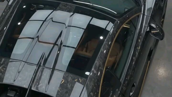 amborghini Revuelto