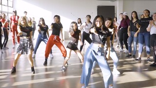 50 điệu nhảy ngẫu nhiên KPOP ở Los Angeles, Hoa Kỳ