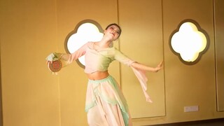 Cover tari "Lotus Drum Yue Song" | Teratai musim gugur dan musim panas, mimpi gadis pemetik teratai