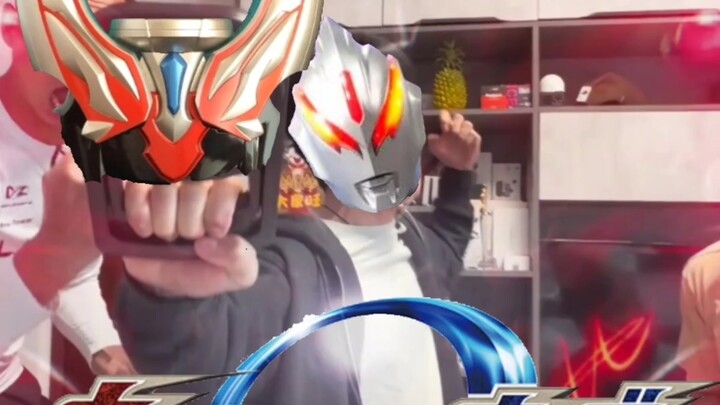 “Seems like some ‘O50 Bond King’ (Ultraman Orb) is transforming into ‘Frenzy Mode’ (referring to the