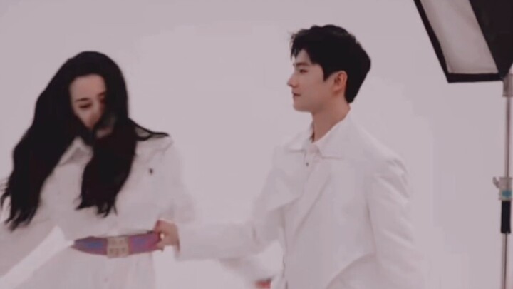 Hidupnya tinggal sisa sedikit!!! Masih bisa lebih autentik lagi nggak? Apakah ini romansa paling kel
