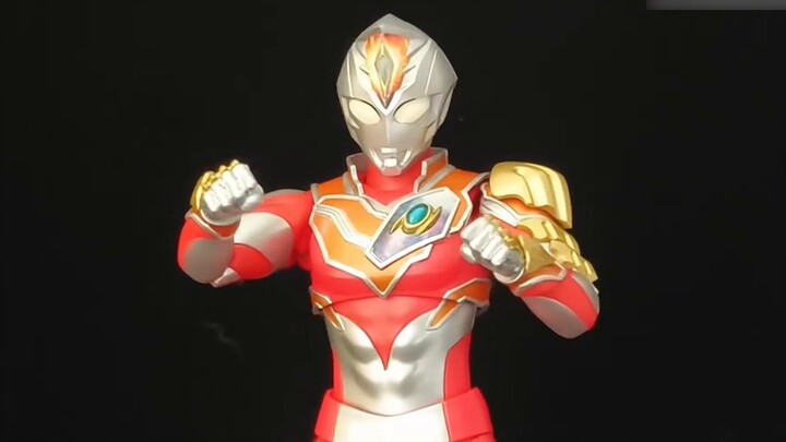 I finished watching all the forms of Dekai in one breath shf The new generation Dyna Dekai Ultraman 
