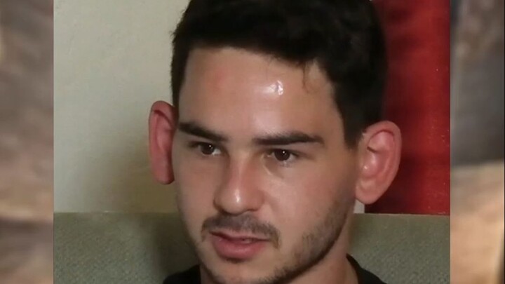 Anh trai có thể nghe thấy mọi thứ trên đời