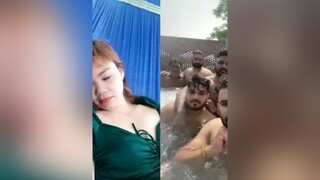 duet cùng  úi tui đang ngủ mà..nhìn j vầy cà🤣🤣🤣😃hàihướcvuivẻ funny tiktok tik_tok cười vỡ bụng cười