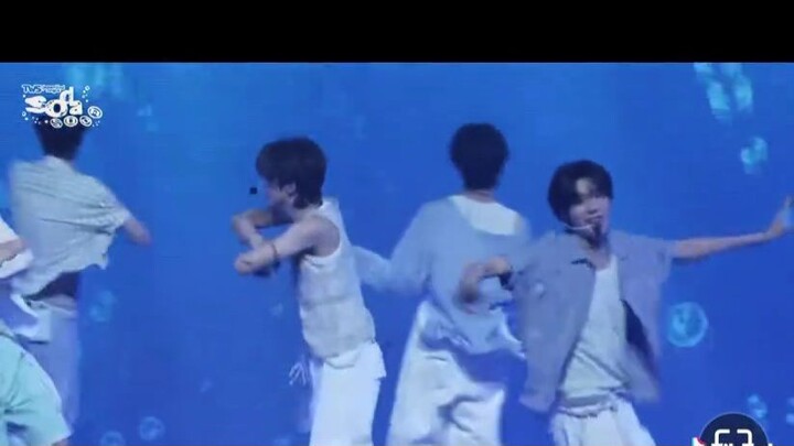 TWS (투어스) 'SODA SODA' Live Performance Clip | Pure Boyhood Energy 🫧✨