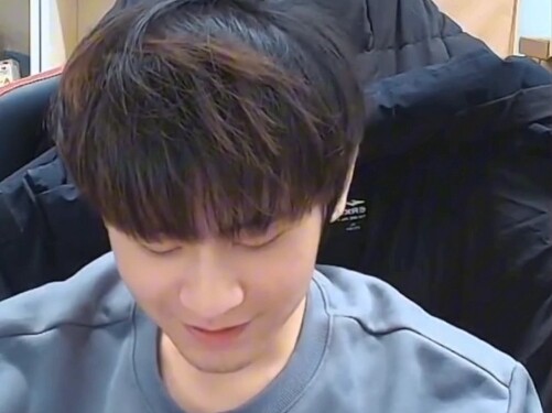 Wu Wei's leg-sweep dance at the co-creation night was so heartbreaking; I couldn't even understand t