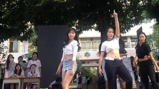 الانضمام إلى نادي المدرسة الثانوية Pink Venom