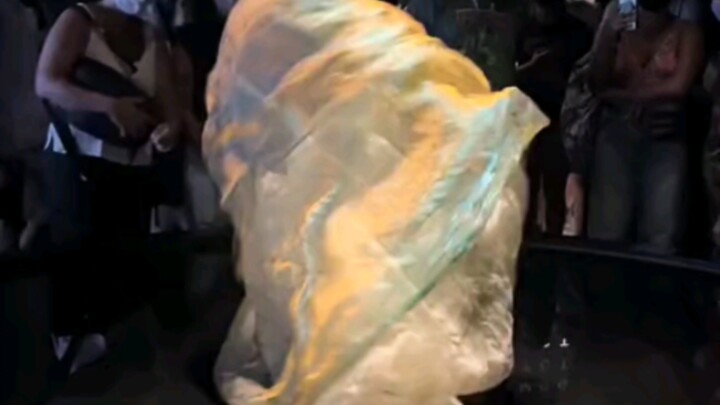 “Đây có lẽ chính là hình dáng của gió chăng”