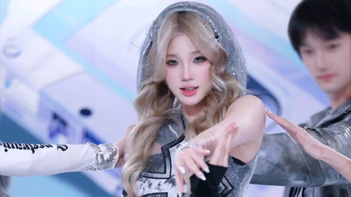 أحب جدًا هذه الـ10 ثوانٍ من الإنشاد في بداية أغنية رونغ شو | "ONE MORE TIME" - لي رونغ شو بيز