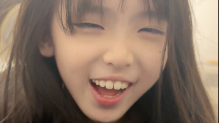 “Little Stalker” Cute Sister (˶‾᷄ ⁻̫ ‾᷅˵)