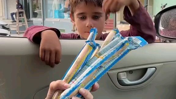 俄罗斯人的牙刷竟然是这样的？