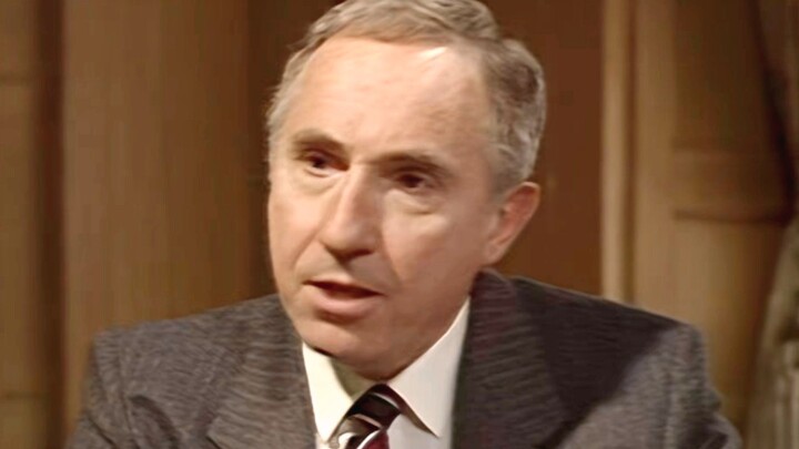 “Setengah serial Inggris bisa mengatur dunia, drama ini benar-benar klasik!”