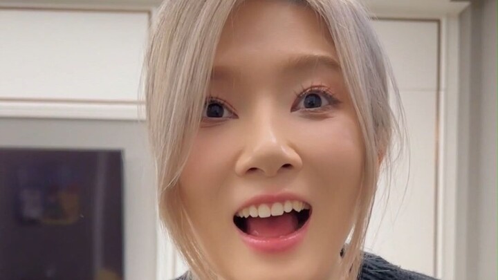 Hey, Hey, Little Ape Captain!