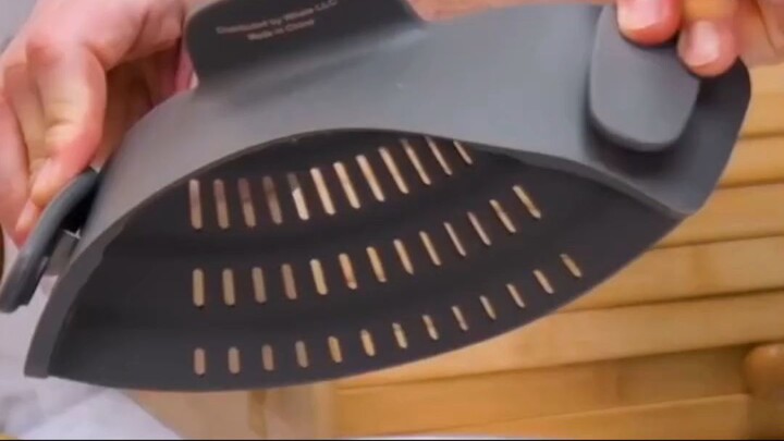 Clip On Strainer Gadget Every Pasta Lover Needs.