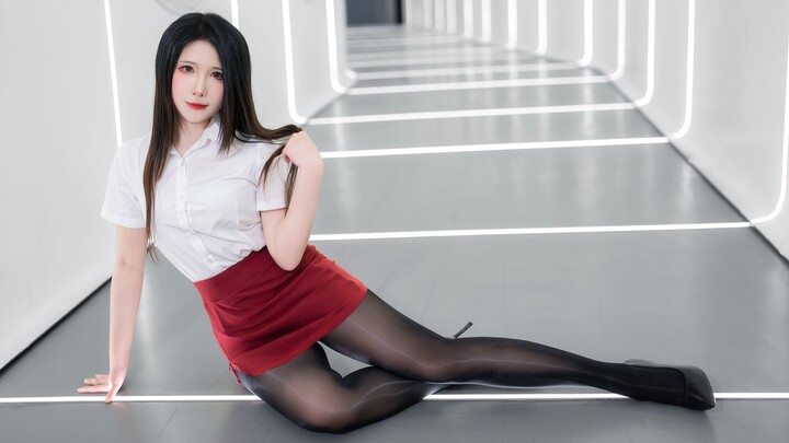 Sesuatu yang bergizi untuk dipakai di tempat kerja❤ Rok pendek OL❤