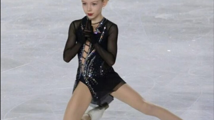 Very beautiful and unique Costen 44: Tuanzi Qiu
