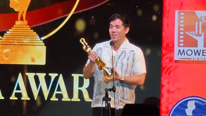 DIREK PEPE DIOKNO WON BEST DIRECTOR FOR GOMBURZA @ Luna Awards 2024