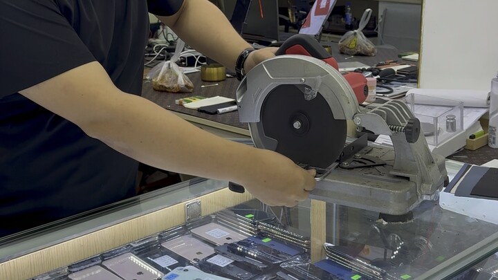 Kenapa kamu nge-rip aku sih?