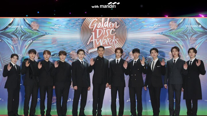 【سوكشو - ترجمة صينية】حفل جوائز الغرامي الذهبية الـ38 لسوبر جونيور: السجادة الحمراء