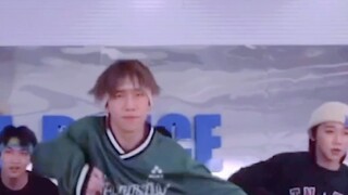 Ah, is this the strength of underage idols in the domestic entertainment industry?