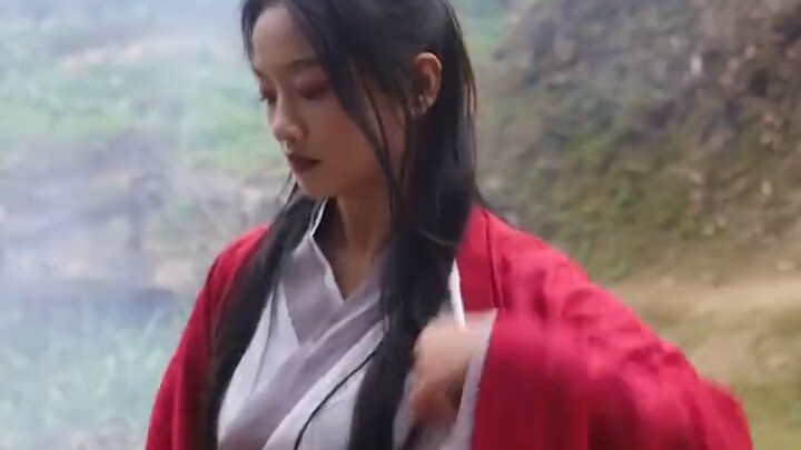 Use Qiankun Da Neng Yi to pick vegetables, so your hands won’t get frozen in winter