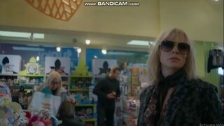 Ocean's Eight - Toy Store Scene