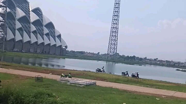 bangunan apa ya ini di bandung"ada yang tau gak"?