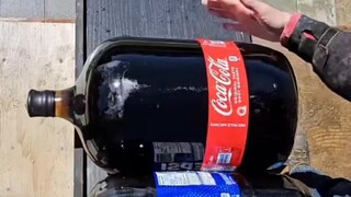滚瓶子下刀山爆破解压时刻