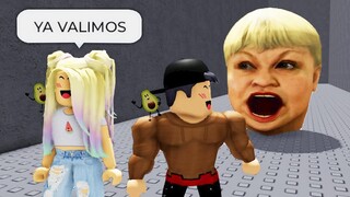 ESCAPA DE LA CABEZA GIGANTE ENOJADA EN ROBLOX !! LYNIEL