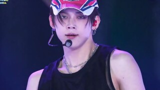 崔然竣Solo曲GGUM 颁奖典礼舞台