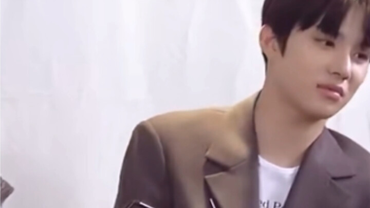 الرد بالتعبيرات