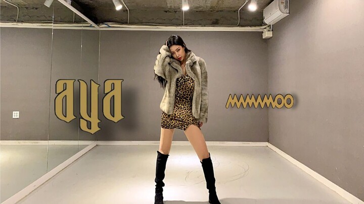 Tarian Hyeonchu menampilkan cover “AYA” oleh MAMAMOO